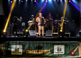 PROJETO REFERÊNCIAS: ESQUENTOU O SÁBADO (19/11/22) NO PELOURINHO