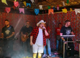 Seu Maxixe realiza show com muitos comentários positivos em Salvador
