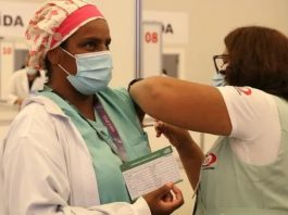 Cerca 69 milhões de brasileiros estão com a dose de reforço contra a Covid-19 atrasada