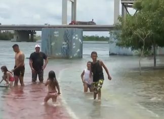 Rio São Francisco invade orla de Juazeiro após vazão da barragem de Sobradinho igualar recorde atingido em 2022