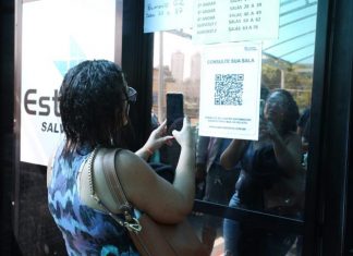 Em dia de inauguração de nova escola, governador divulga resultado final de processo seletivo para professores