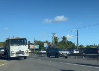 VÍDEO: Motociclista é atropelado em acidente na cidade de Camaçari