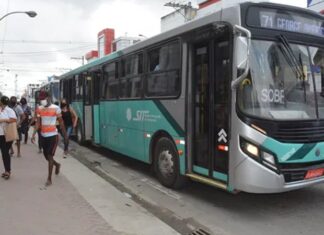 Usuários do transporte público contestam valor reajustado da passagem em Feira de Santana
