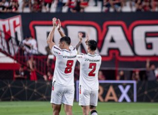 Vitória tem sequência importante na Série B para manter liderança; veja confrontos