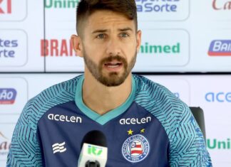 Artilheiro da temporada, Everaldo avalia cobrança da torcida do Bahia: “Não posso controlar”