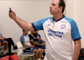 Durante primeira conversa com o elenco, Rogério Ceni manda recado para Cauly e brinca com Jacaré; confira