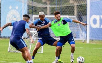 Com estreia de titulares, Bahia recebe o Jacobina para vencer a primeira no Baiano; prováveis escalações