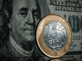 Dólar cai, bolsa sobe e melhora perspectiva do Brasil pela Moody’s