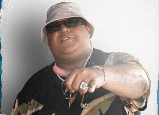 PAGODE D0 SEGREDO ARRASTA MULTIDÃO