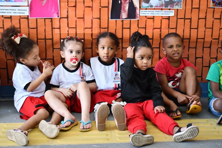 Crianças da Creche da Baixa da Candeia, em Alagoinhas