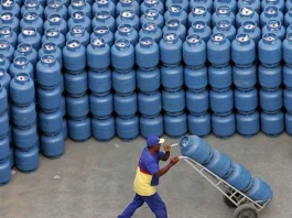 Gás do Povo: recarga gratuita de botijões começa nesta segunda