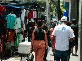 Mais da metade dos baianos trabalha na informalidade, aponta IBGE