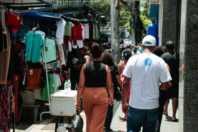 comercio-da-avenida-sete-3037899-article