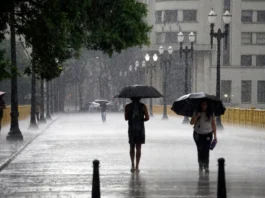 Inmet emite alerta amarelo de chuvas para mais de 35 cidades baianas