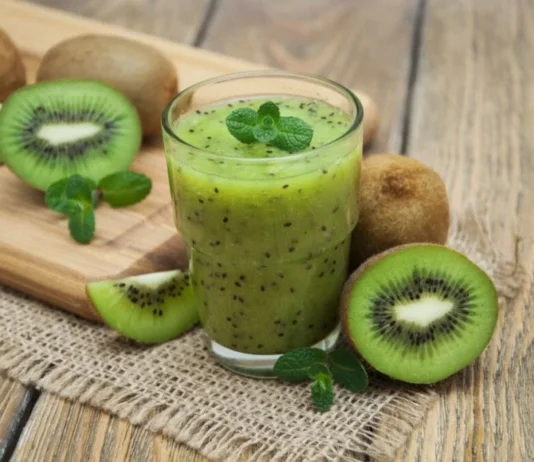 Intestino preso? Nova pesquisa aponta kiwi e ‘rei das fibras’ para tratar prisão de ventre; veja como usar