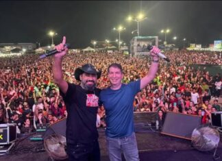 FESTA EM CORONEL JOÃO DE SÁ É SUCESSO