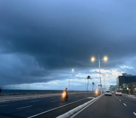 Final de semana sem sol: ciclone e chuva intensa deixam Brasil em alerta