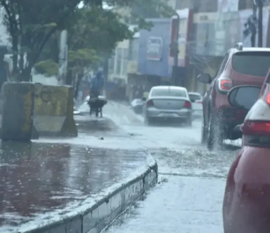 Em 24h, Salvador registra o maior volume de chuva do Brasil
