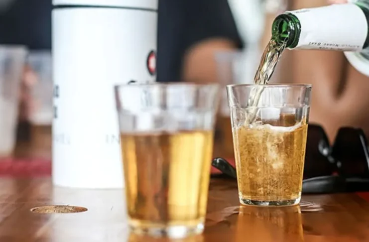 Imposto do pecado: bebidas alcóolicas e cigarros devem ficar mais caros em 2027