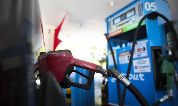 brasil-pode-ficar-sem-diesel-veja-o-que-diz-o-gove0138389700202603261923-ScaleDownProportional