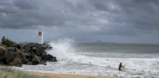 Temporal na Bahia: veja cuidados para evitar acidentes com a rede elétrica