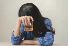 Álcool pode piorar ansiedade, depressão e insônia; veja quando o consumo vira um sinal de alerta
