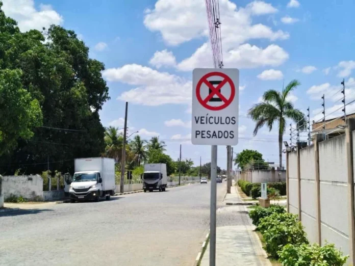 Reforco-fiscalizacao-veiculos-pesados_-foto-SMT-1000x750-1