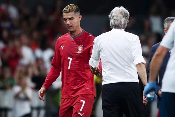 cristiano-ronaldo-3435342-article