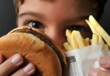 Combate à obesidade: OMS divulga seu primeiro guia voltado para jovens e crianças